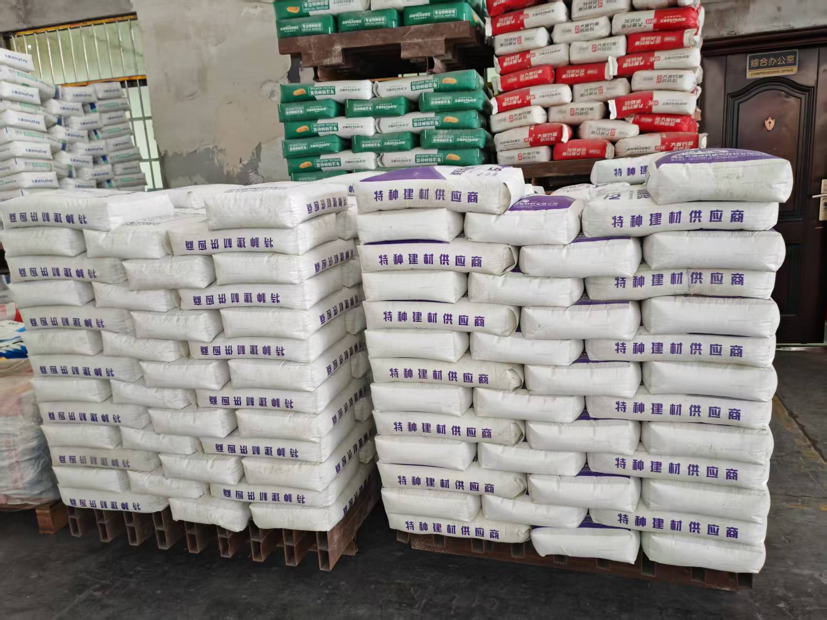 赣州拱顶带模注浆料