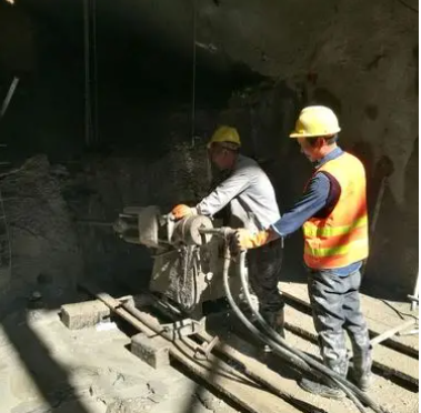 赣州水下抗分散灌浆料特点 水下不分散注浆料介绍